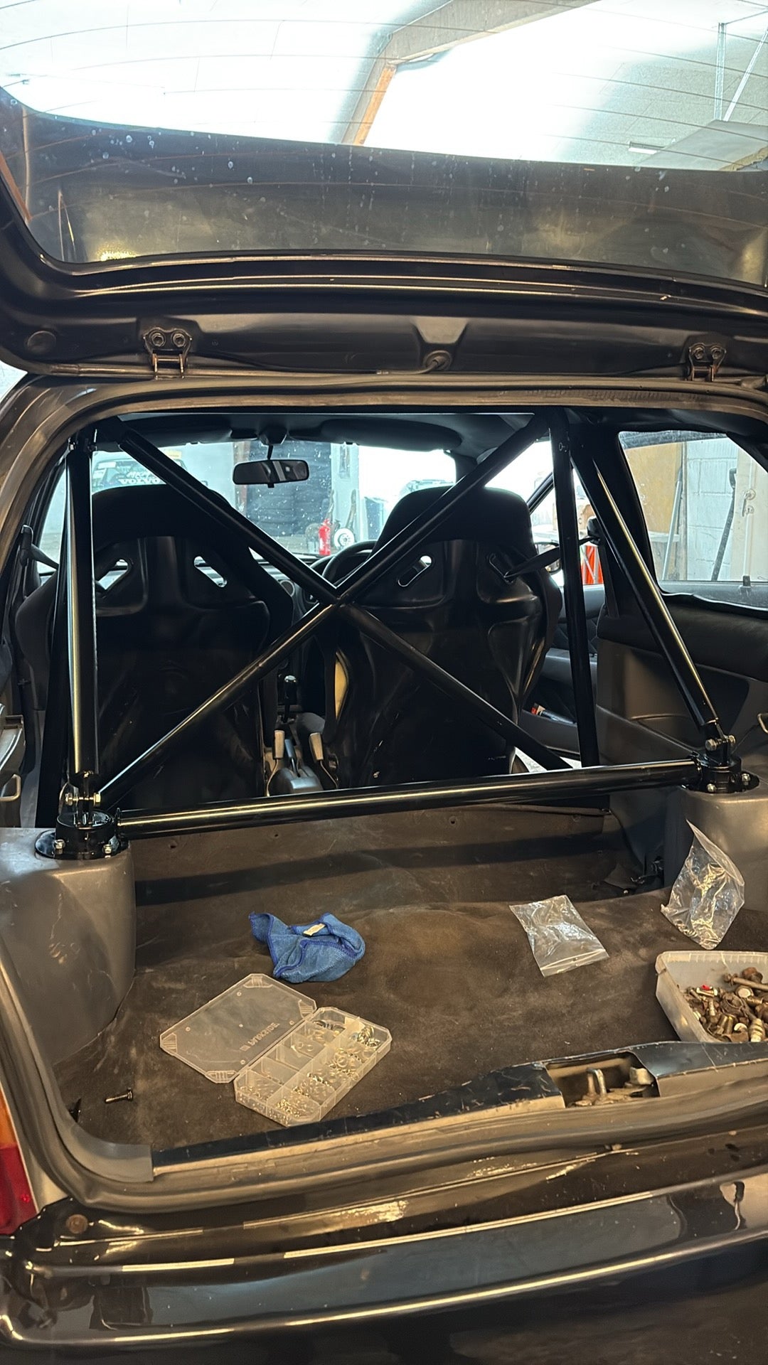 Half cage