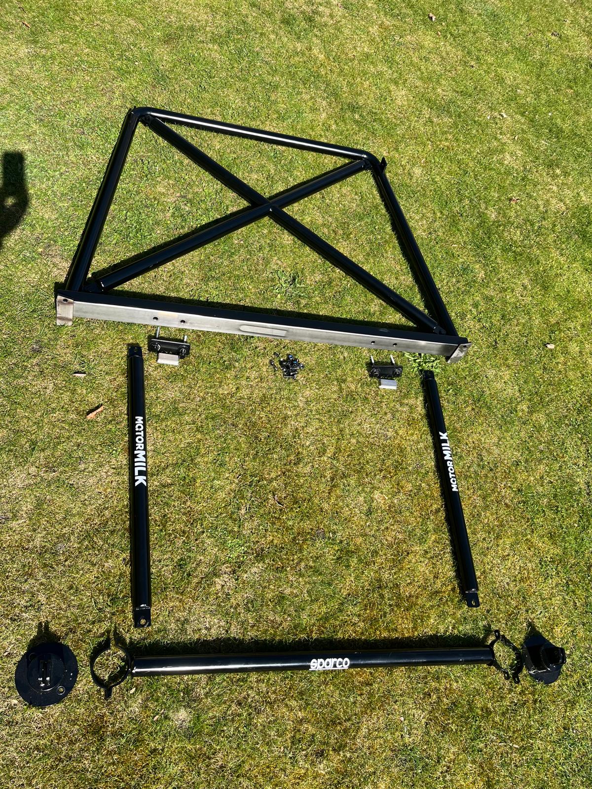 Half cage